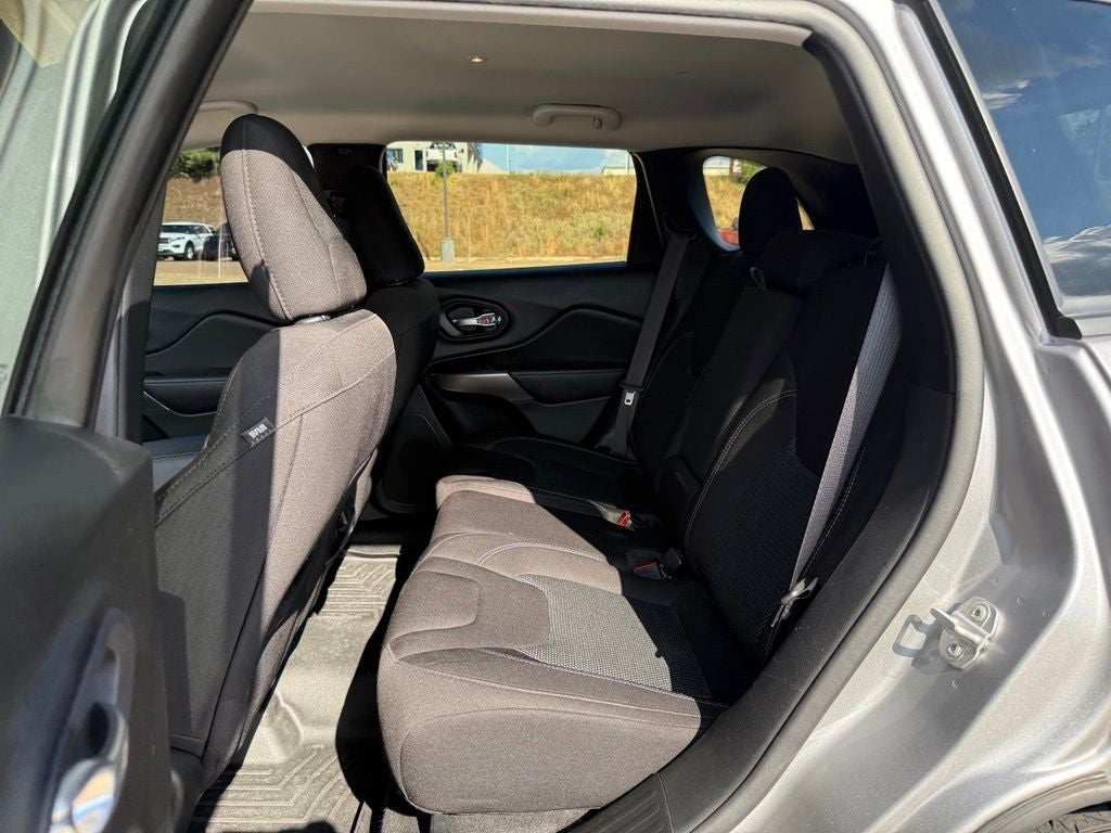 2021 Jeep Cherokee Latitude