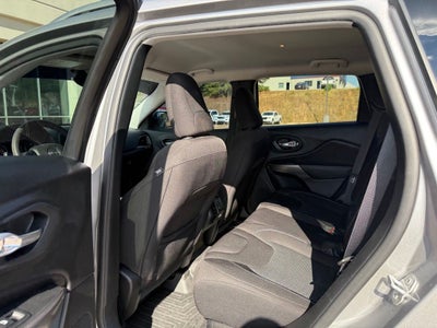 2021 Jeep Cherokee Latitude