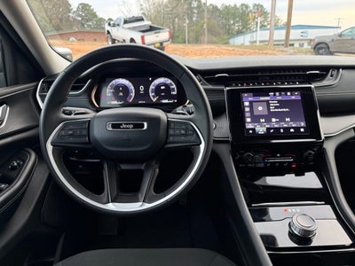 2023 Jeep Grand Cherokee L Laredo