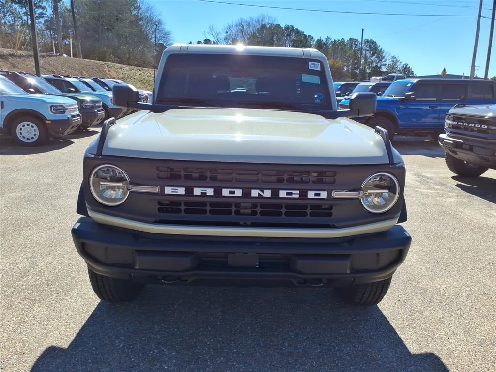 2025 Ford Bronco Base