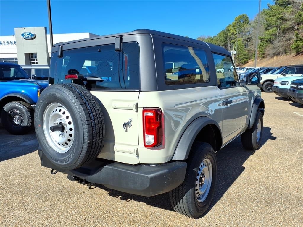 2025 Ford Bronco Base