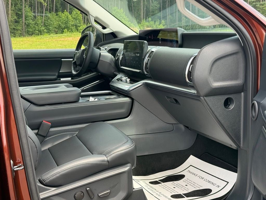 2027 Ford Expedition Platinum