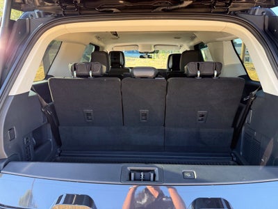 2027 Ford Expedition Platinum