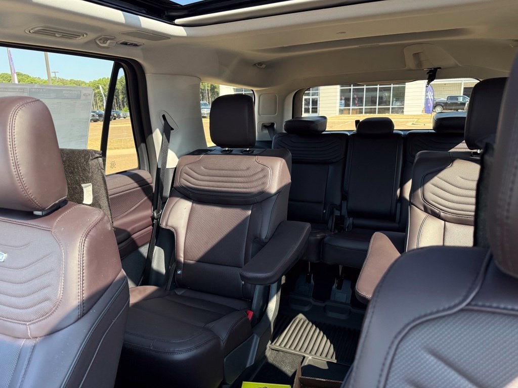 2027 Ford Expedition Platinum