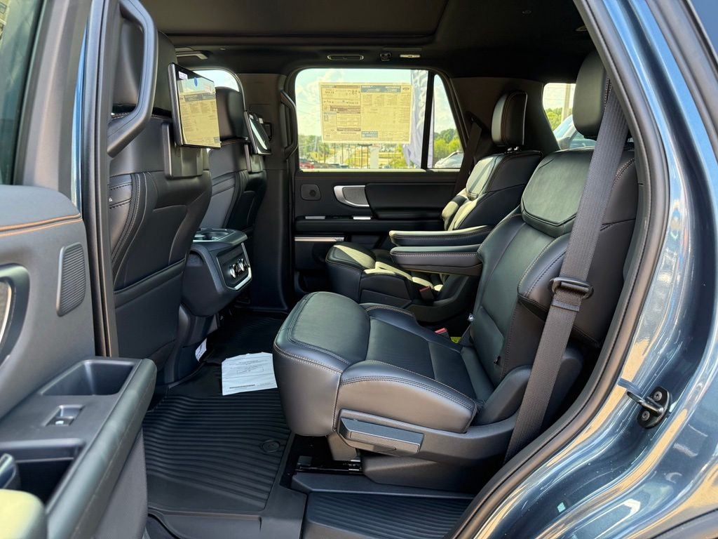 2027 Ford Expedition Tremor