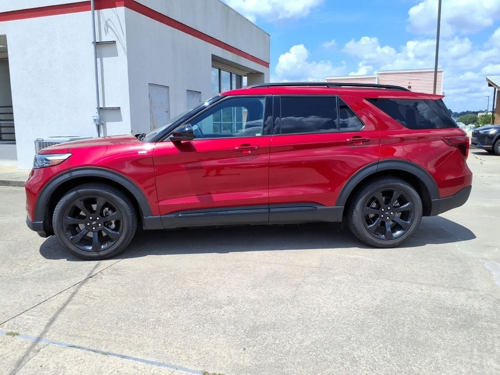 2023 Ford Explorer ST-Line