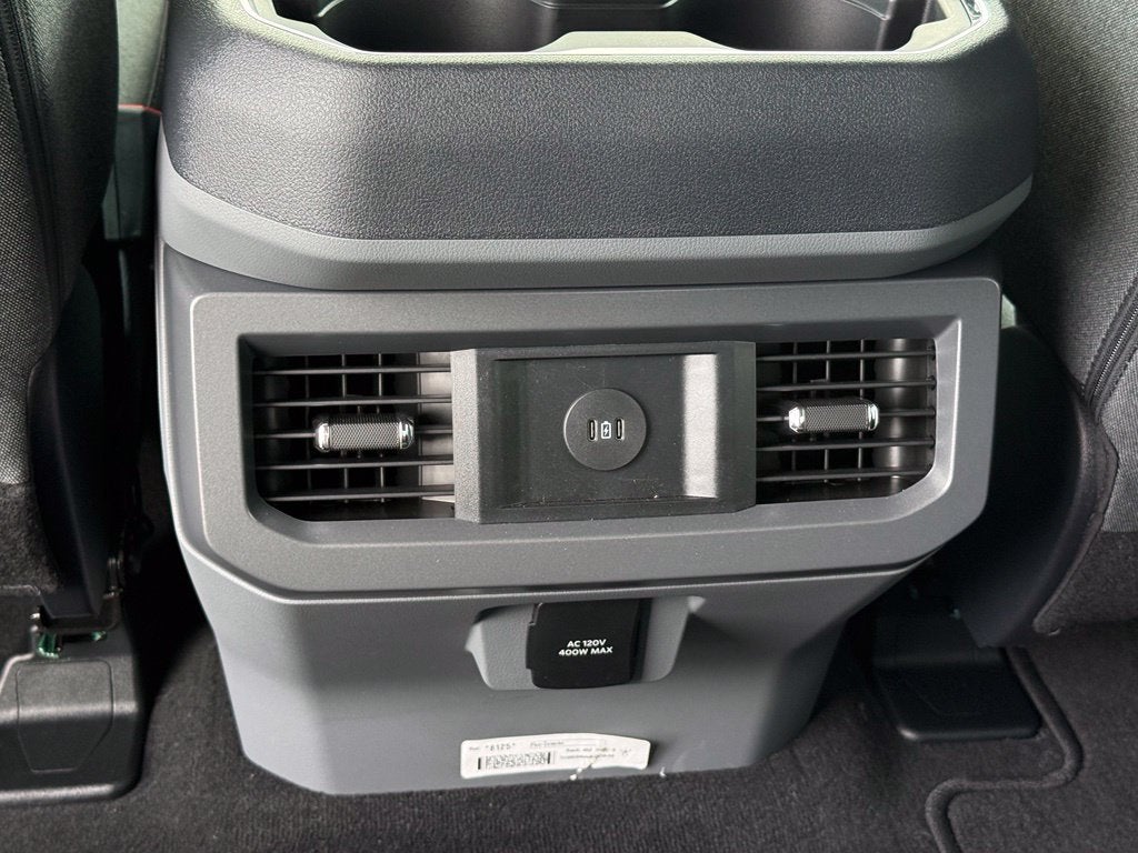 2027 Ford F-250SD XLT