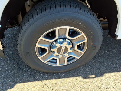 2026 Ford F-350SD Lariat