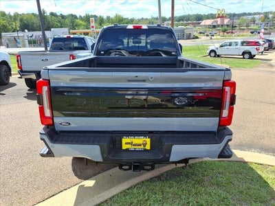 2025 Ford F-350SD Platinum