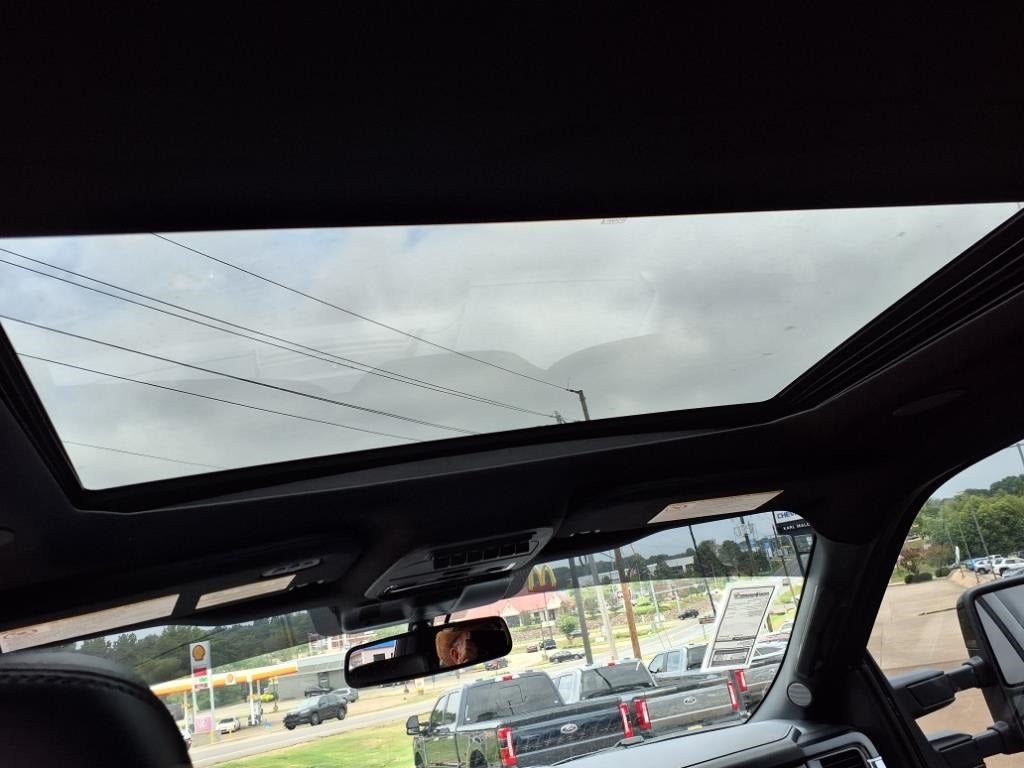 2025 Ford F-350SD Platinum