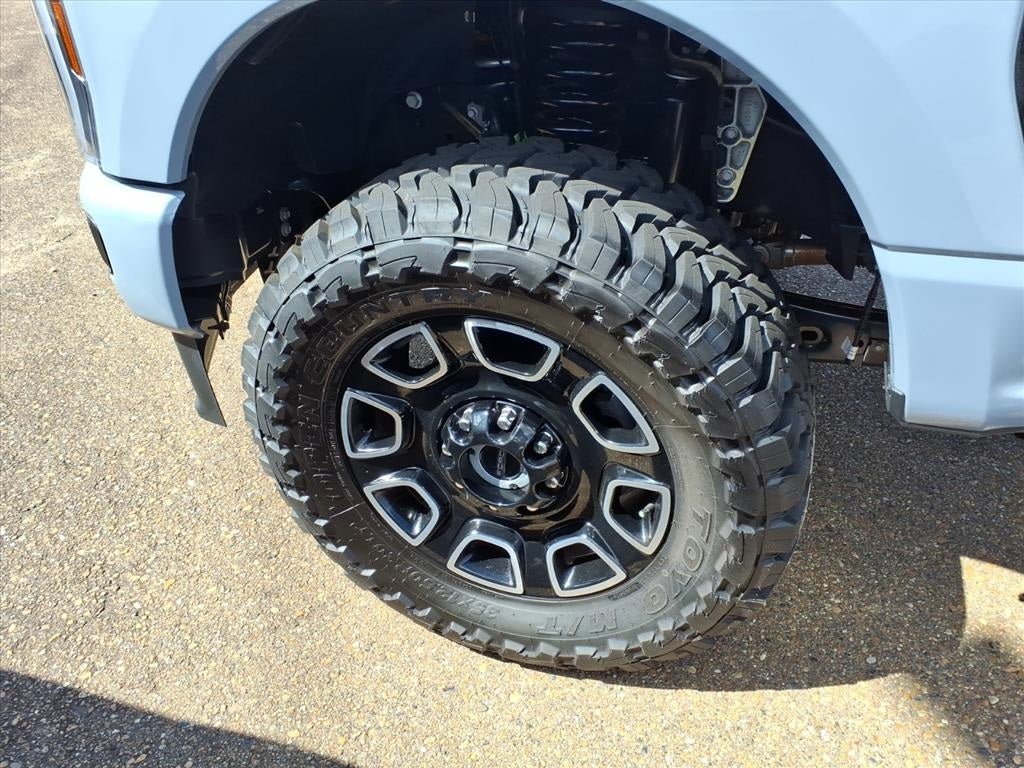 2025 Ford F-350SD Platinum