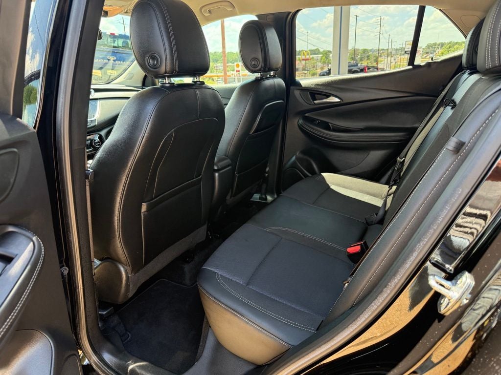 2022 Buick Encore GX Select