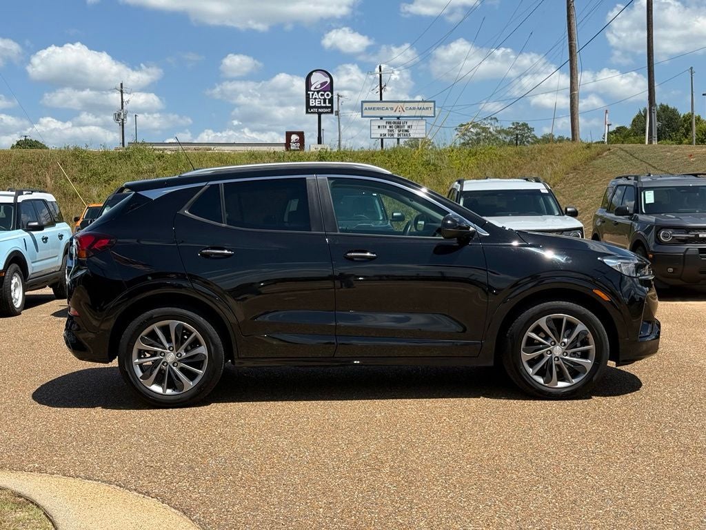 2022 Buick Encore GX Select