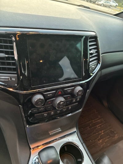 2020 Jeep Grand Cherokee Laredo E