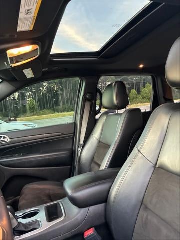 2020 Jeep Grand Cherokee Laredo E
