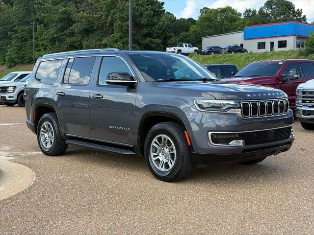2023 Jeep Wagoneer Base
