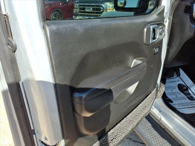 2022 Jeep Gladiator Sport