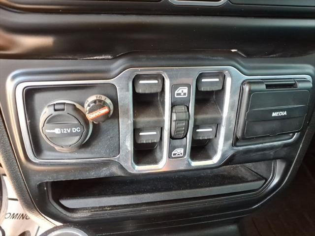 2022 Jeep Gladiator Sport