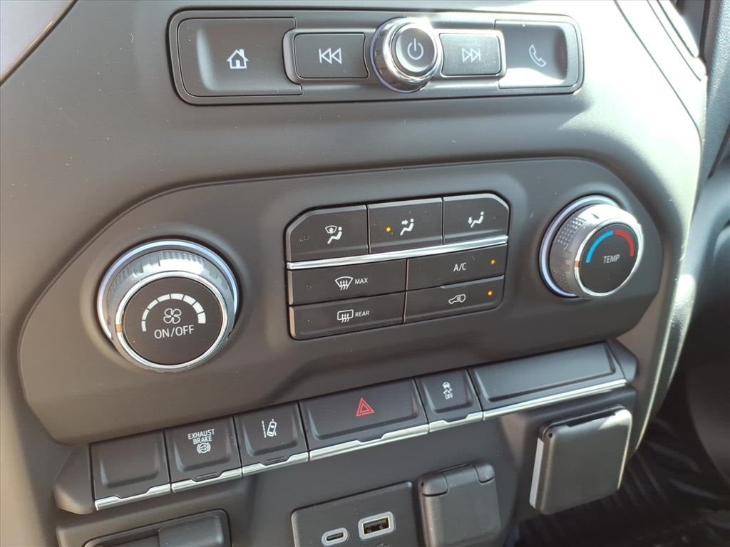 2025 Chevrolet Silverado 3500HD Work Truck