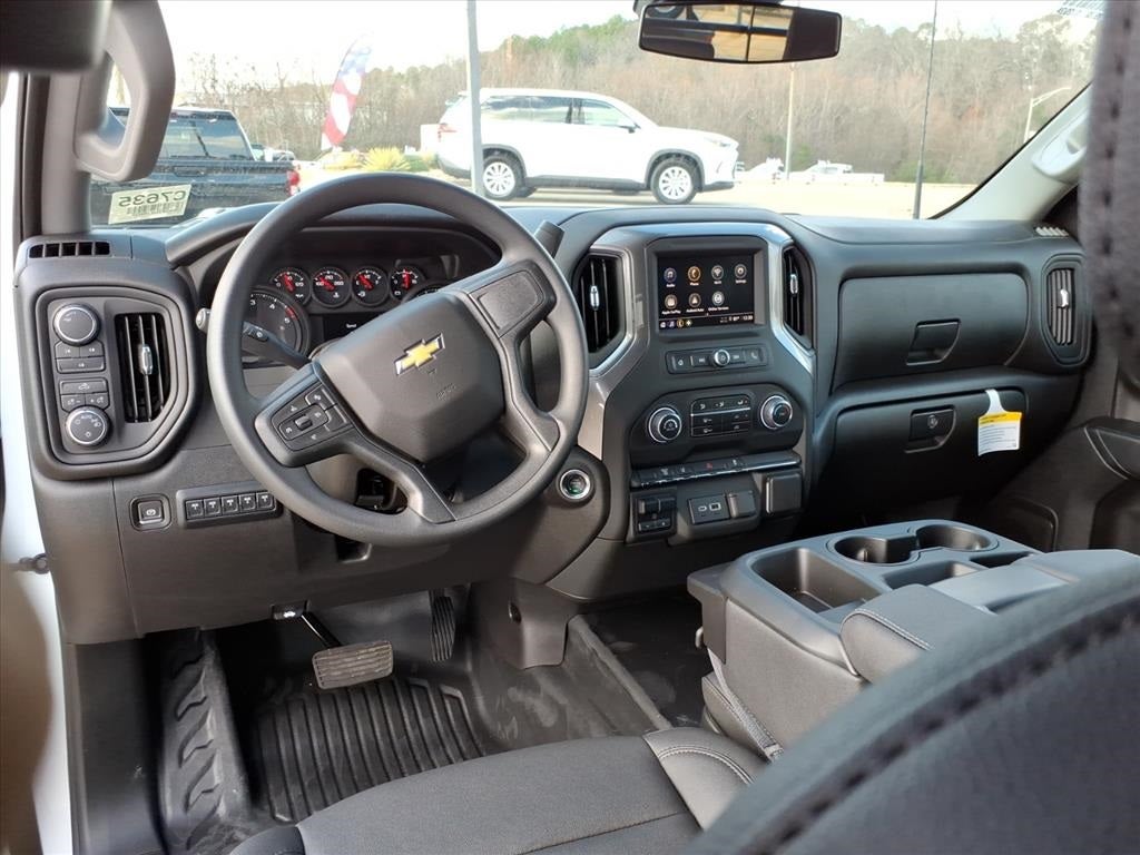 2025 Chevrolet Silverado 3500HD Work Truck