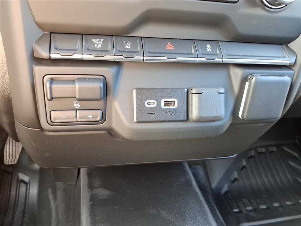 2025 Chevrolet Silverado 3500HD Work Truck