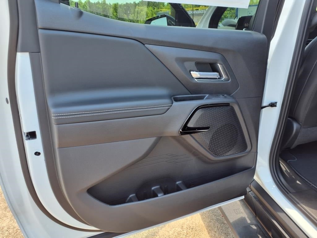 2025 Chevrolet Silverado EV LT