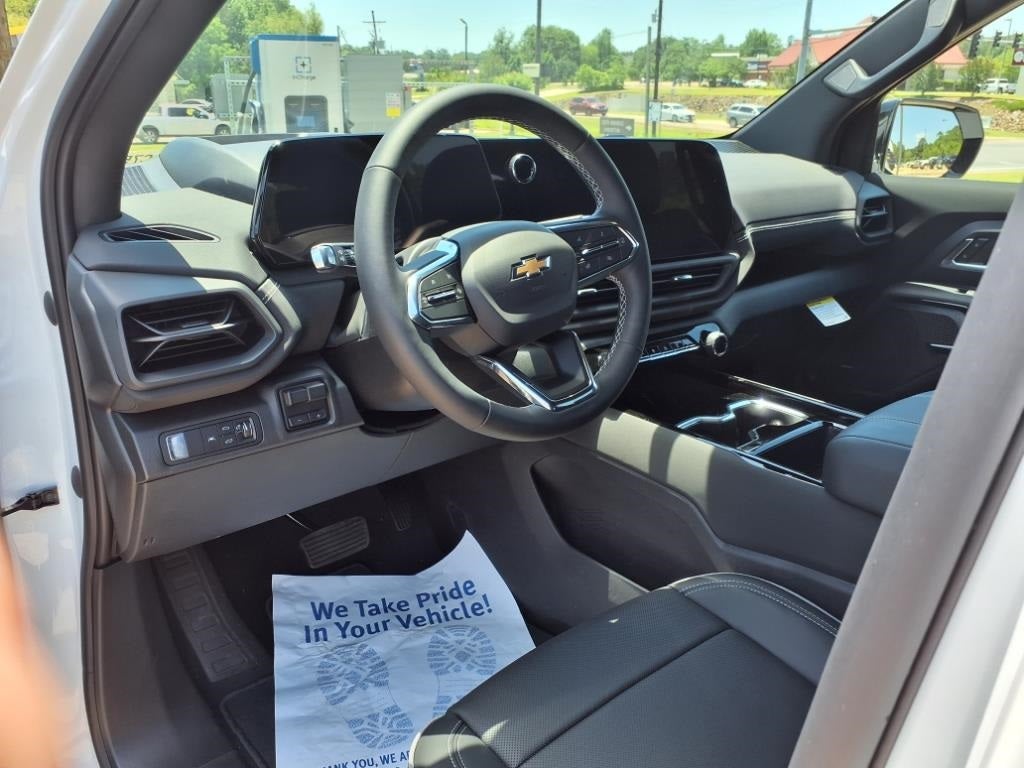 2025 Chevrolet Silverado EV LT