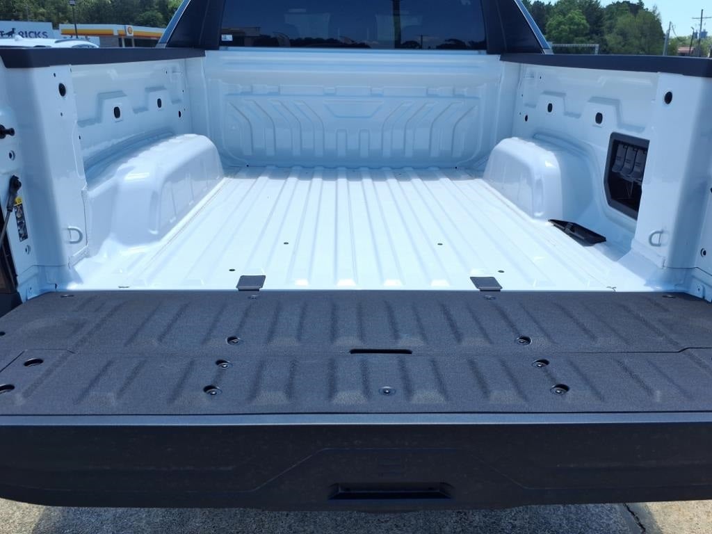 2025 Chevrolet Silverado EV LT