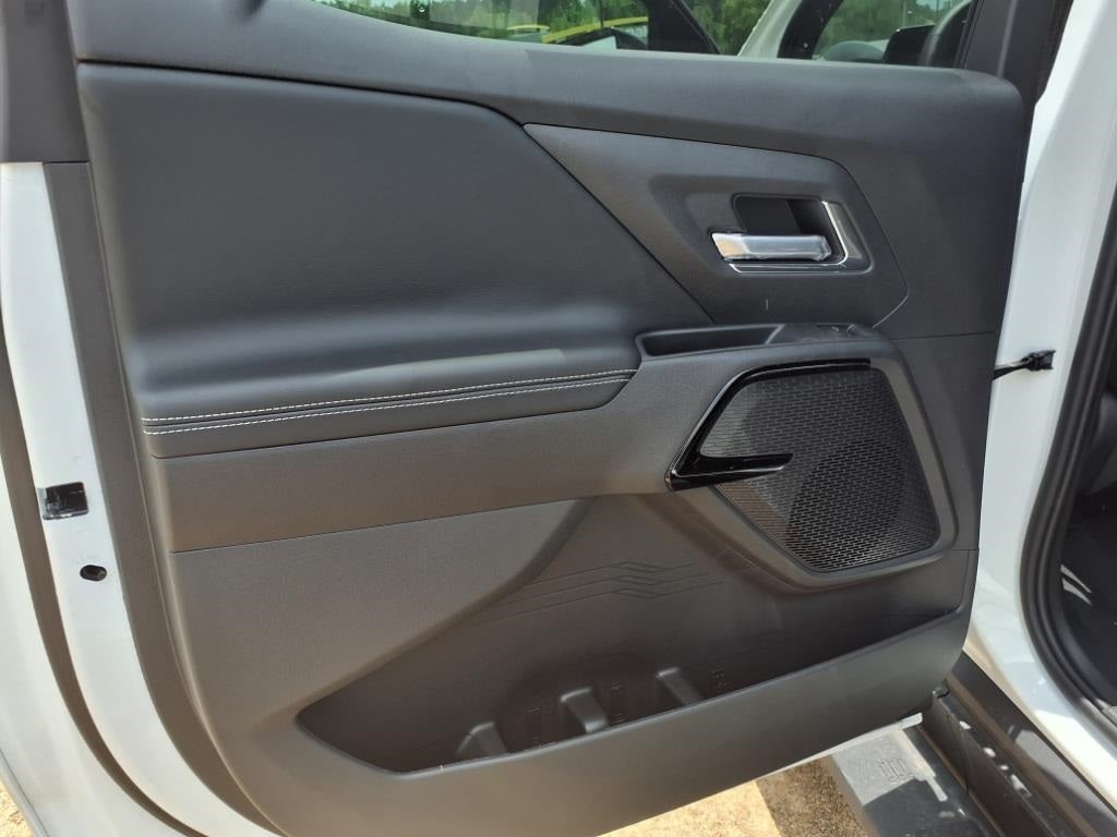 2025 Chevrolet Silverado EV LT