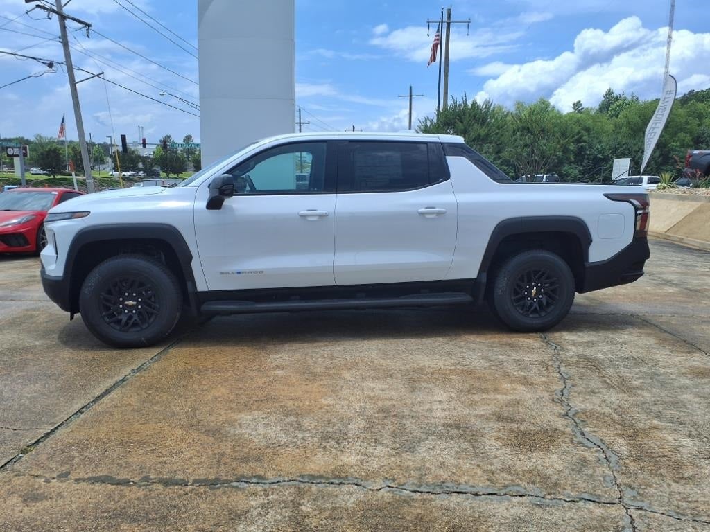 2025 Chevrolet Silverado EV LT
