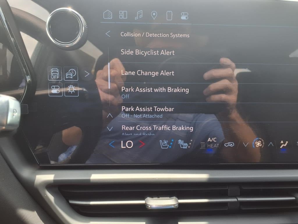 2025 Chevrolet Silverado EV LT