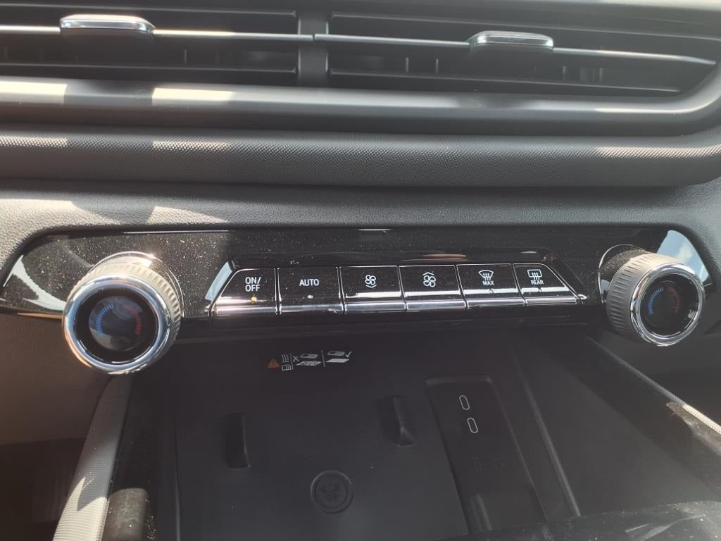 2025 Chevrolet Silverado EV LT