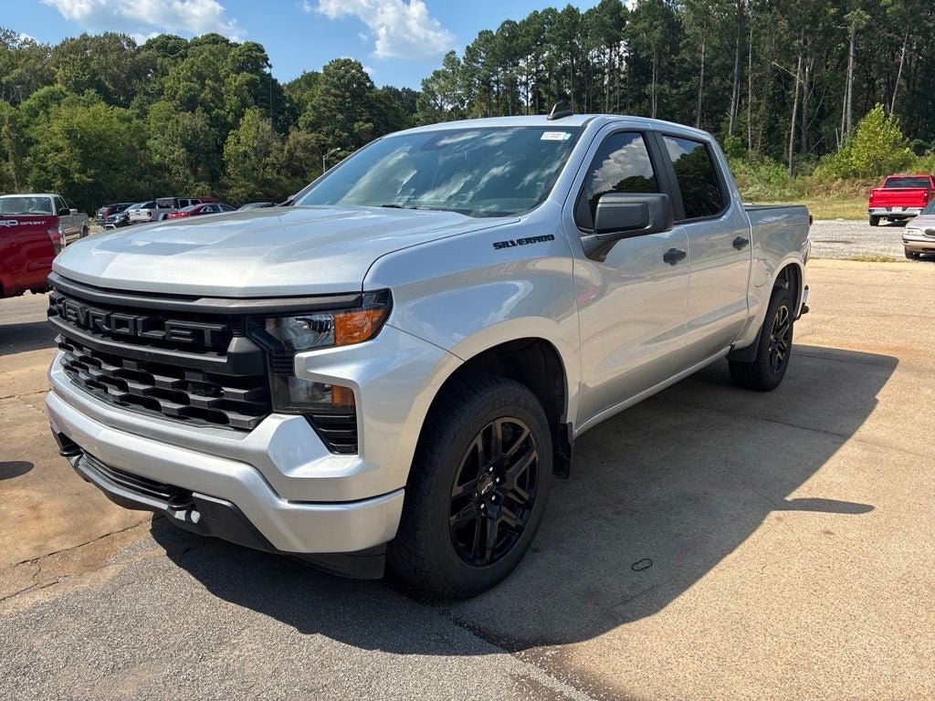2022 Chevrolet Silverado Custom