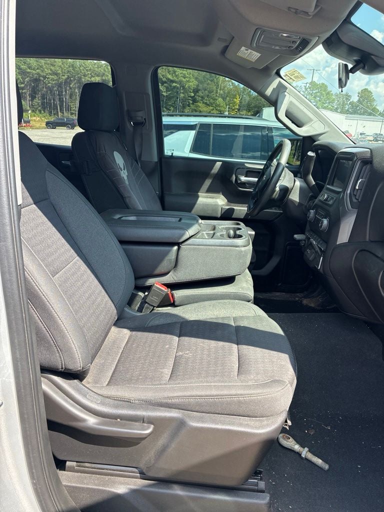 2022 Chevrolet Silverado Custom