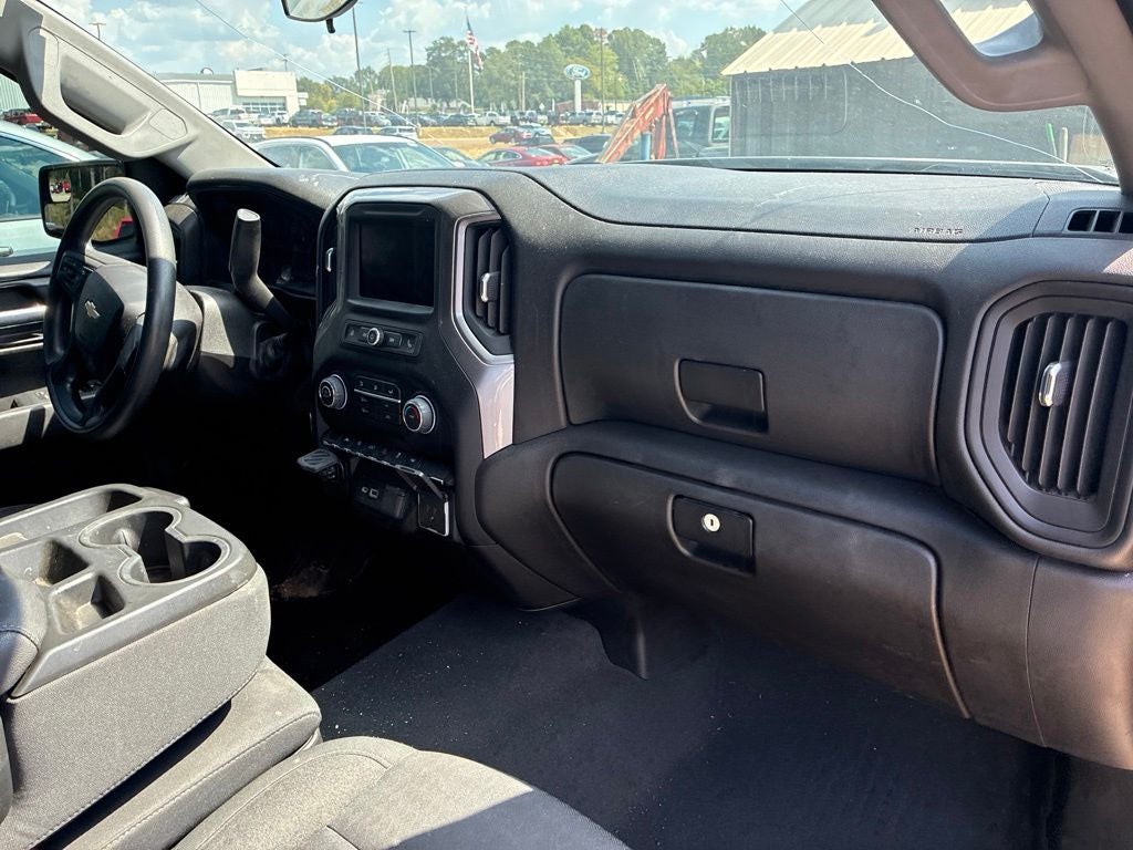 2022 Chevrolet Silverado Custom