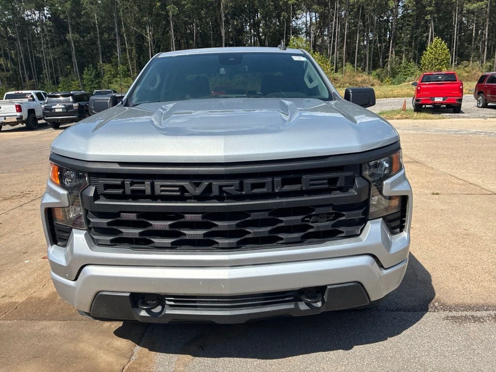 2022 Chevrolet Silverado Custom