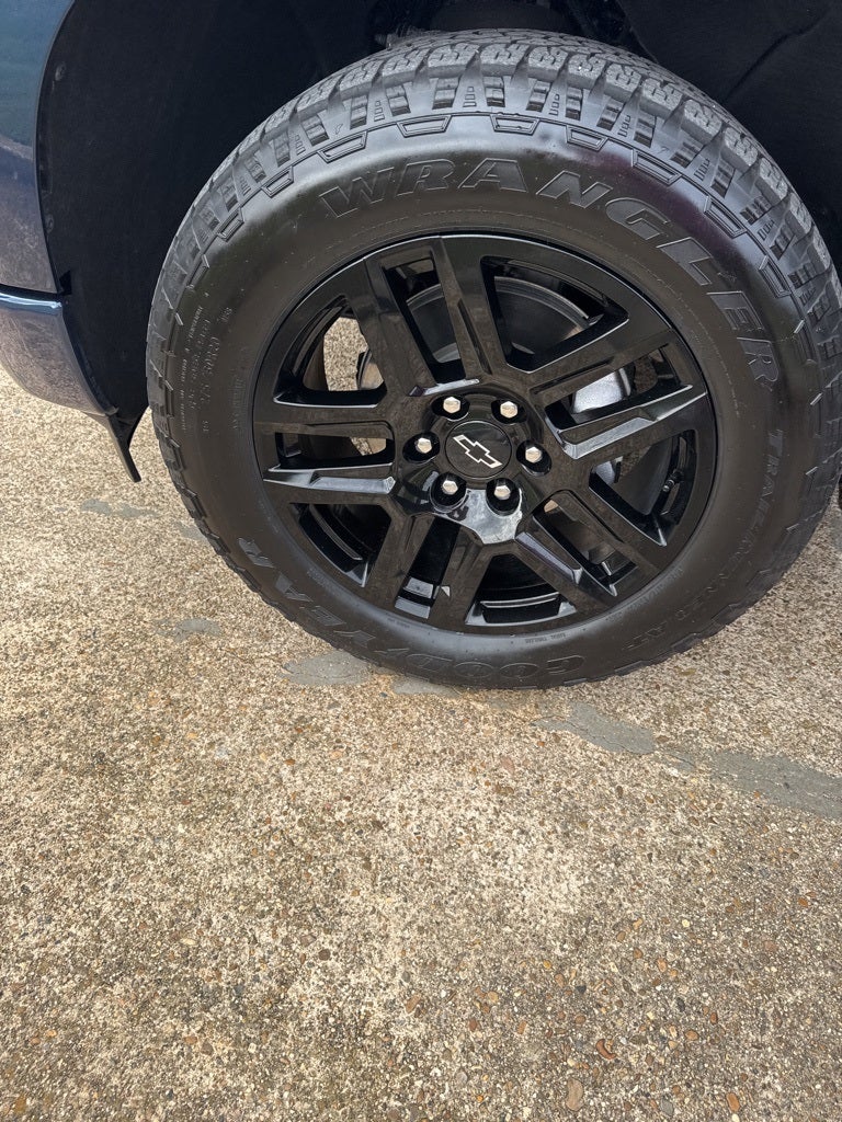 2023 Chevrolet Silverado RST