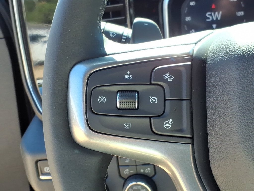2026 Chevrolet Silverado 1500 LT LT1