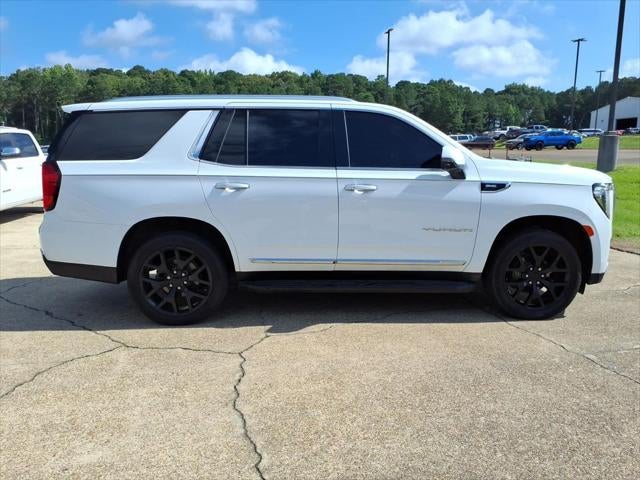 2022 GMC Yukon SLT