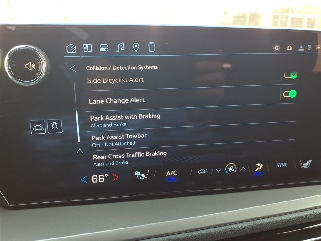 2026 Chevrolet Traverse LT 2LT