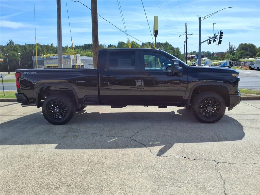 2026 Chevrolet Silverado 2500HD Custom
