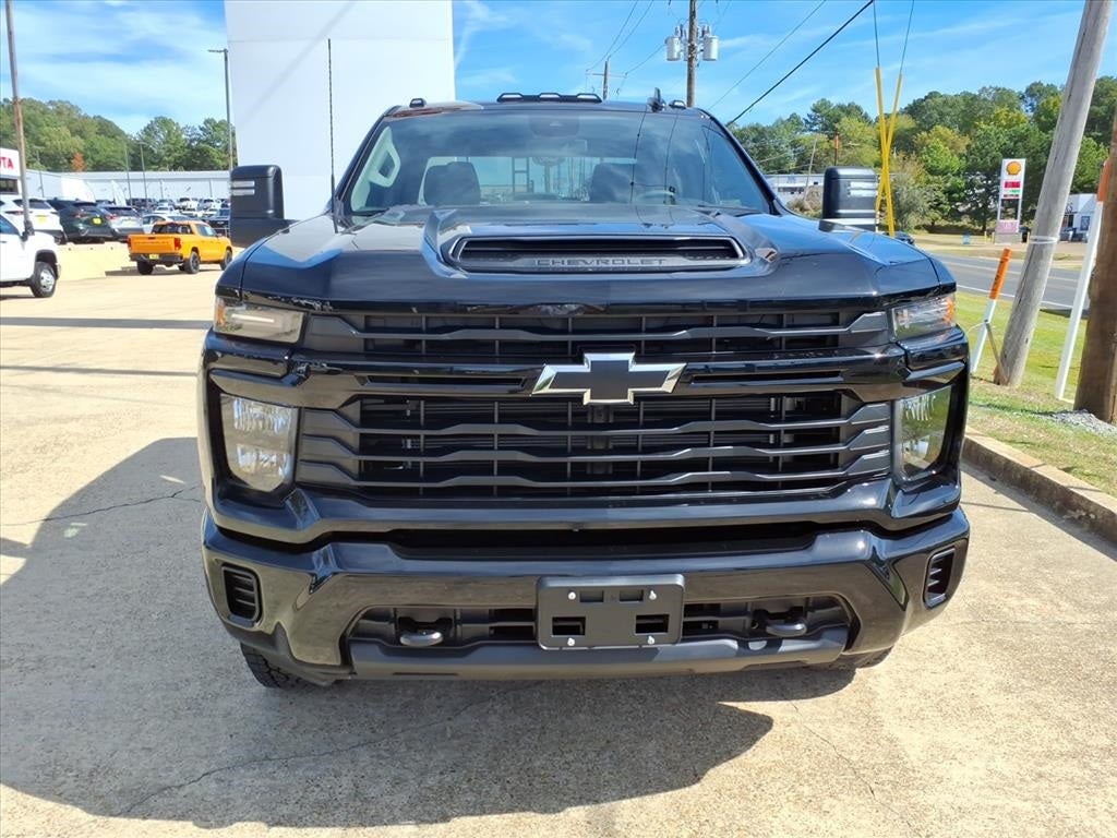 2026 Chevrolet Silverado 2500HD Custom