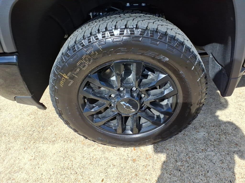 2026 Chevrolet Silverado 2500HD Custom