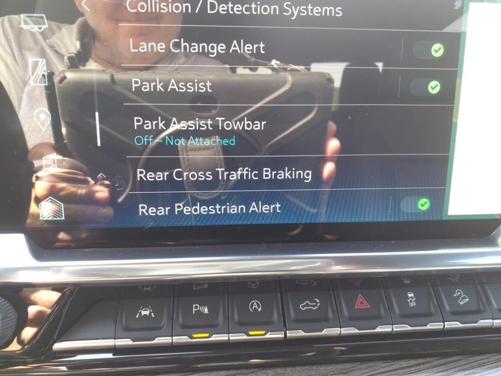 2024 Chevrolet Silverado 1500 LT LT1