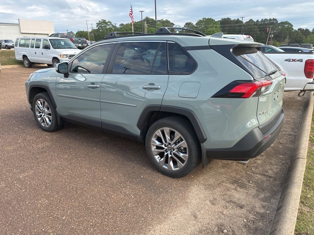 2023 Toyota RAV4 XLE Premium