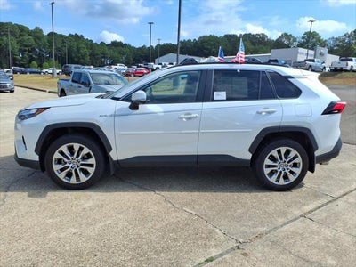2024 Toyota RAV4 XLE Premium