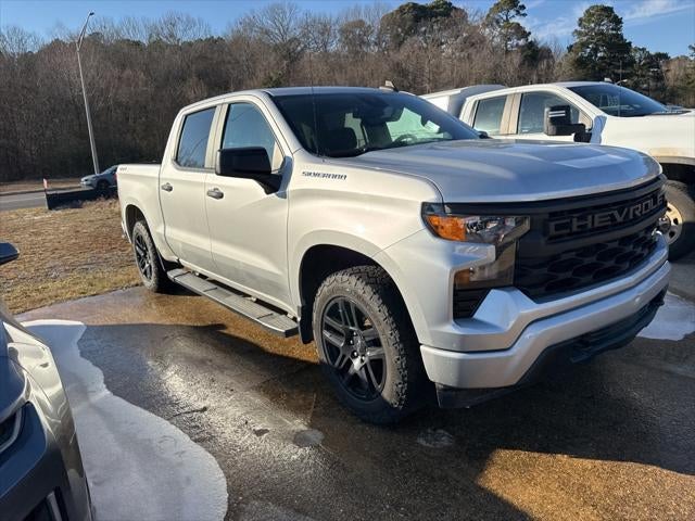 2022 Chevrolet Silverado Custom