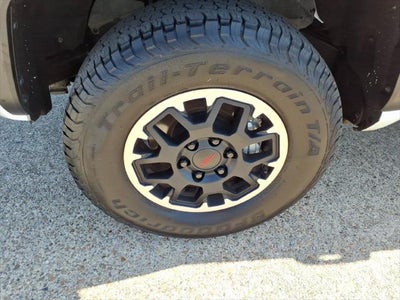 2024 Toyota Tacoma TRD Off-Road
