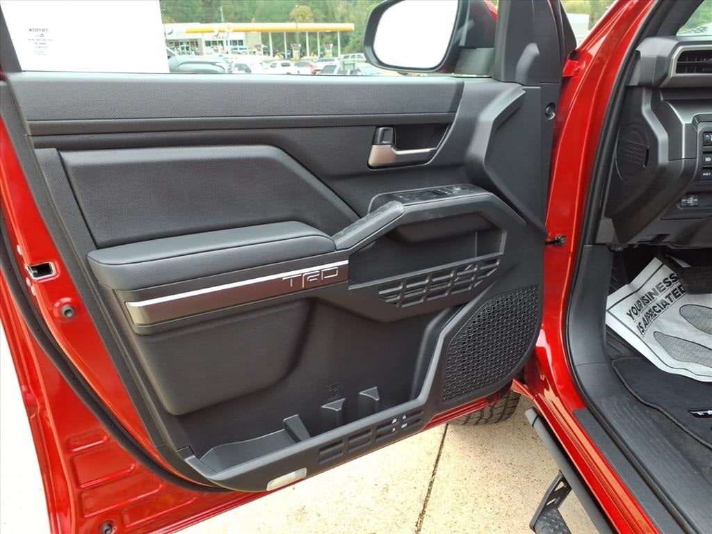 2025 Toyota Tacoma i-FORCE MAX TRD Off-Road i-FORCE MAX