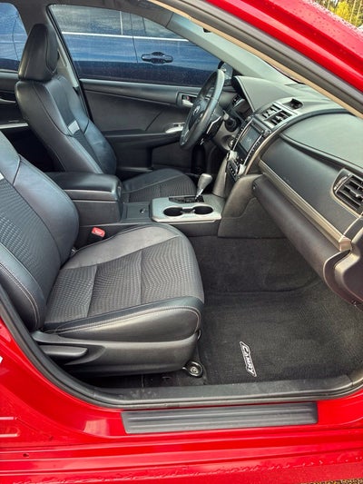 2012 Toyota CAMRY SE